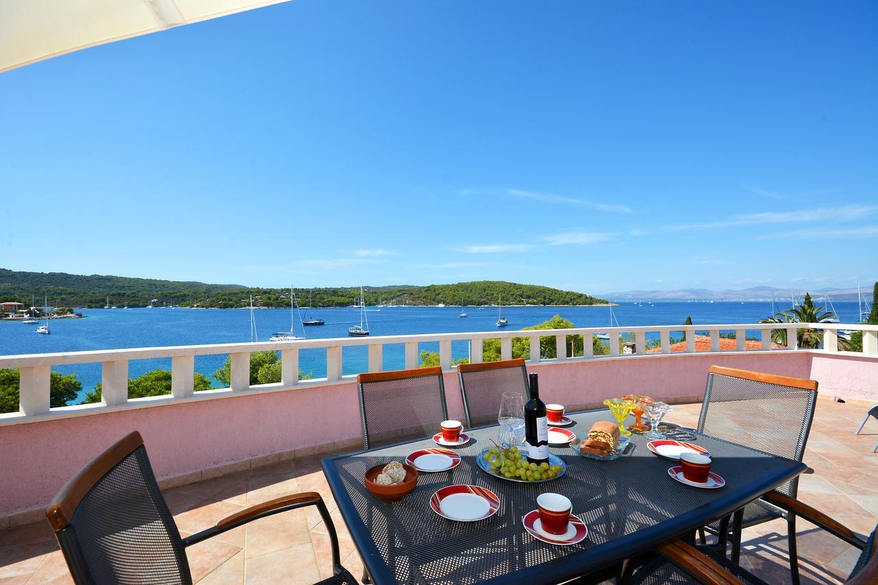Villa Paris Nečujam 外观 照片